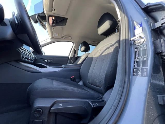 BMW 320 320d Touring xDrive