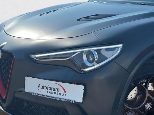 Alfa Romeo Stelvio Q4 Quadrifoglio Turbo