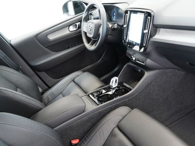 Volvo XC40 Dark Plus