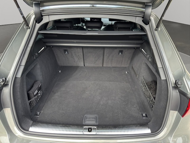 Audi A4 35 TFSI Avant S-Line S-Tronic