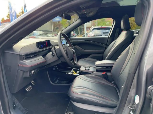 Ford Mustang Mach-E AWD