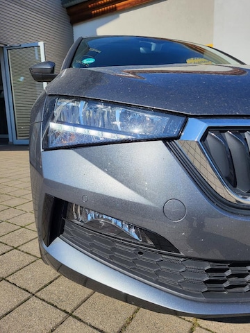 Skoda Scala 16"LM 2AC+ Navi behFS 4PDC SunSet FSE