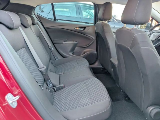 Opel Astra 1.2 Turbo Edition Turbo