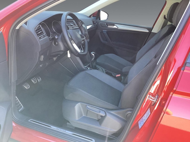 Volkswagen Tiguan Tiguan Active Klima Navi Rückfahrkamera