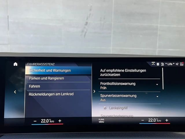 BMW 320 320d M-Sport Touring xDrive