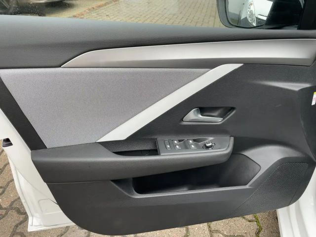 Opel Astra 1.2 Turbo Enjoy Turbo