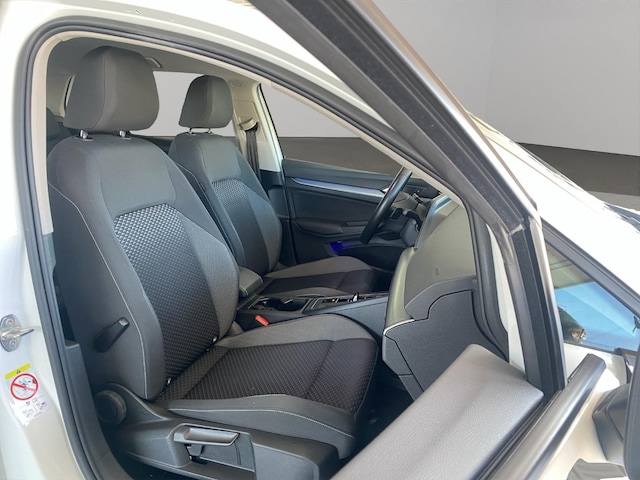 Volkswagen Golf 2.0 TDI DSG Golf VIII