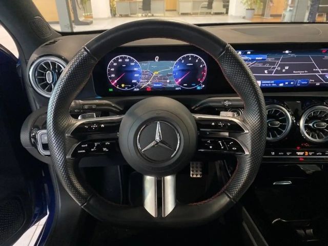 Mercedes-Benz A 200 AMG Line