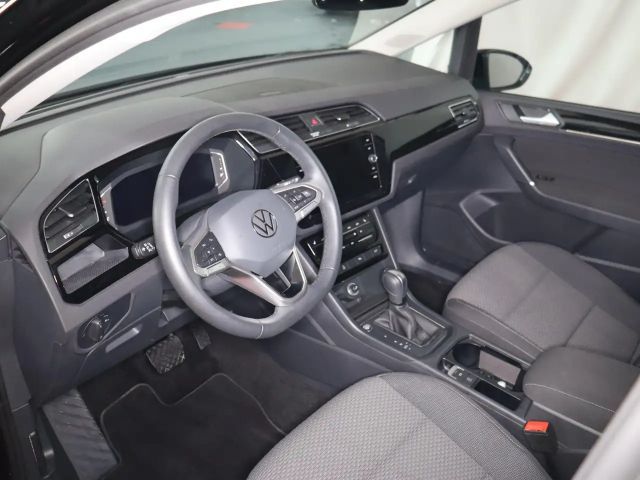 Volkswagen Touran DSG R-Line