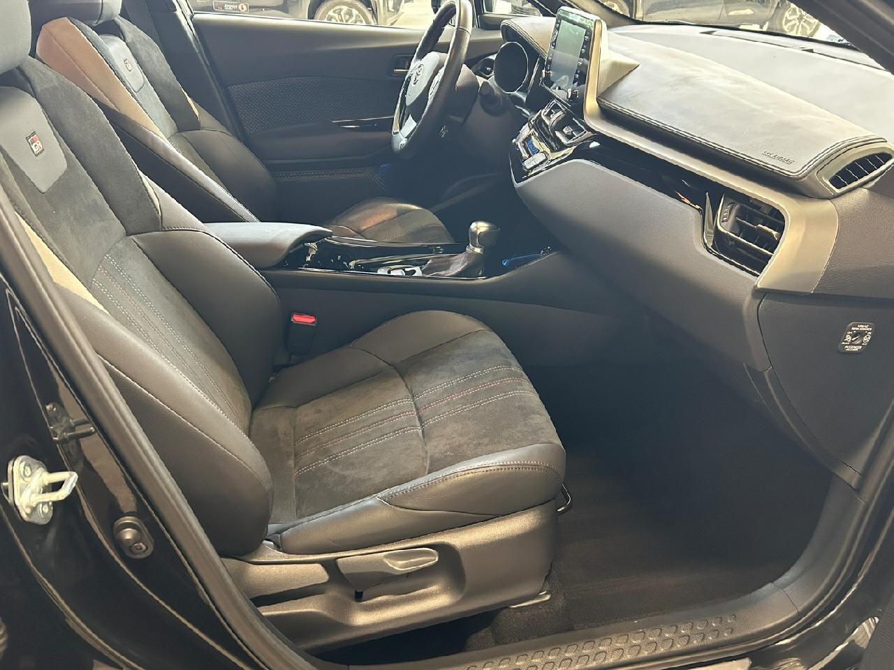 Toyota C-HR 5-deurs Basis