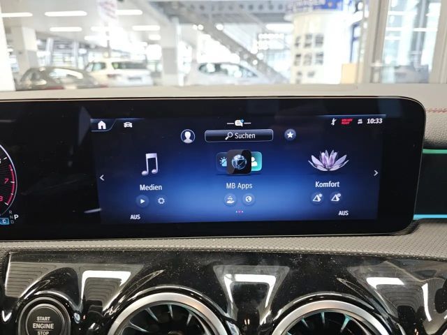 Mercedes-Benz CLA 180 AMG Line