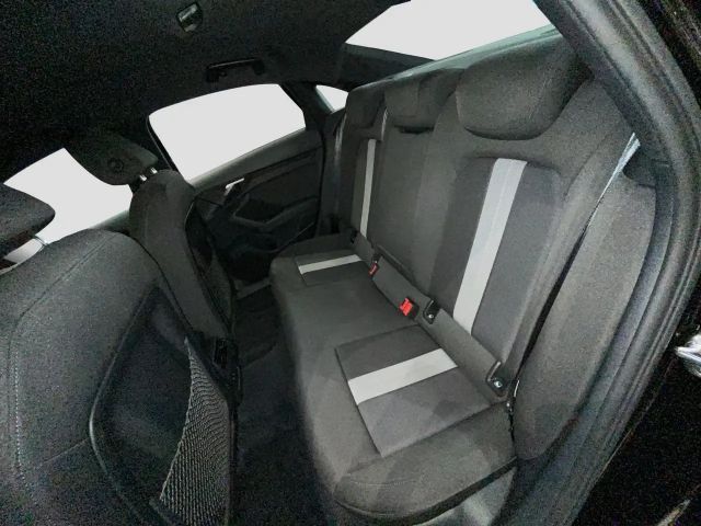 Audi A3 30 TFSI S-Tronic Sedan
