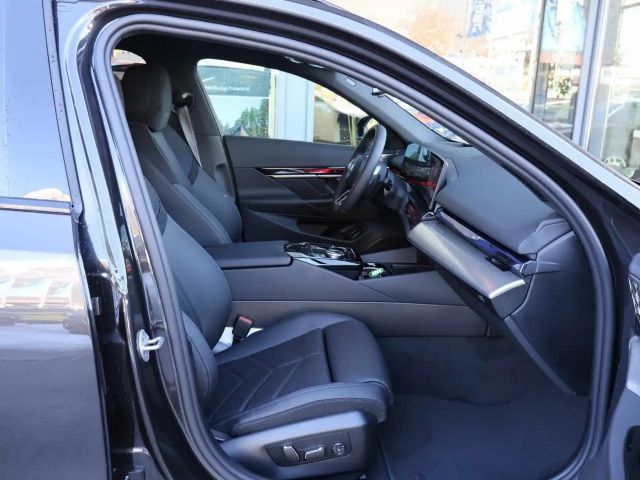 BMW 530 530e M-Sport Touring xDrive