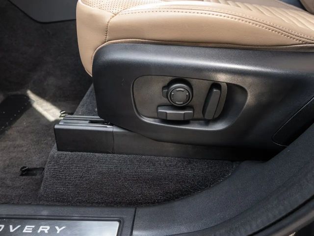 Land Rover Discovery D300 Dynamic HSE