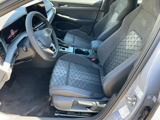 Volkswagen Golf 1.5 eTSI DSG