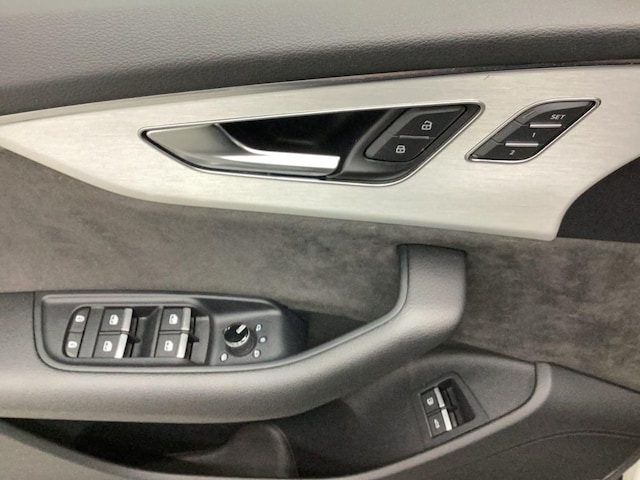 Audi Q8 55 TFSI Hybride Quattro