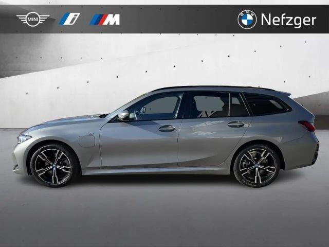BMW 330 330e M-Sport Touring