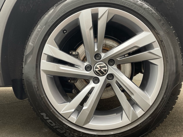 Volkswagen Tiguan 2.0 TDI DSG R-Line