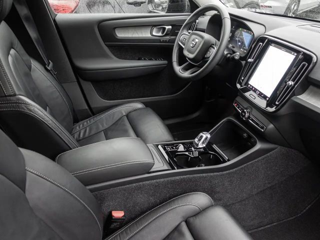 Volvo XC40 Dark Plus