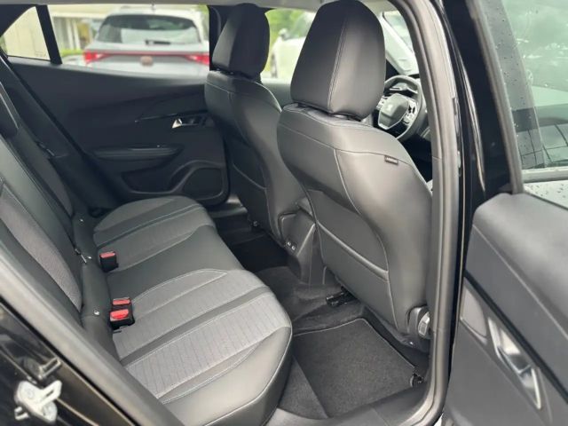 Peugeot E-2008 Allure Pack