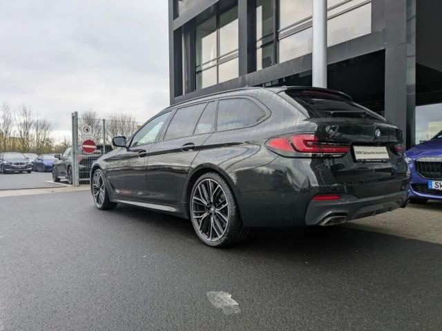 BMW 540 540d M-Sport Touring xDrive