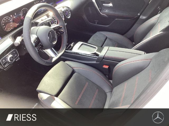 Mercedes-Benz A 220 4MATIC