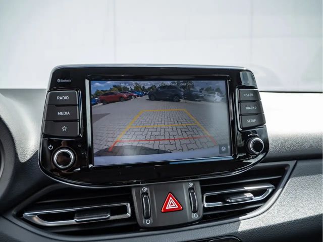 Hyundai i30 1.0 Hybrid Trend