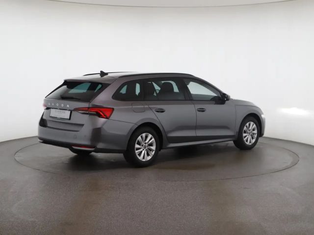 Skoda Octavia Essence TSI