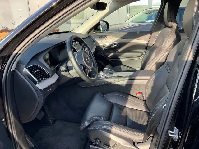 Volvo XC90 AWD Dark Plus Recharge