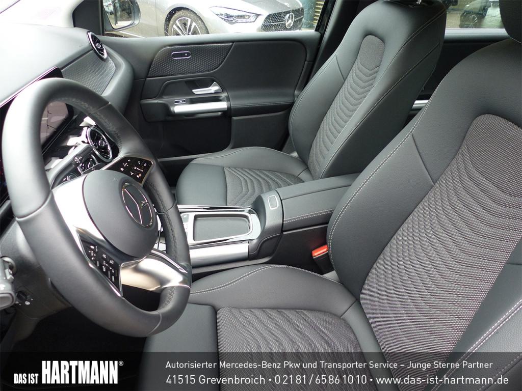 Mercedes-Benz B 200 Progressive Sedan