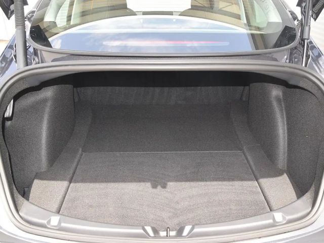 Tesla Model 3 AWD Long Range