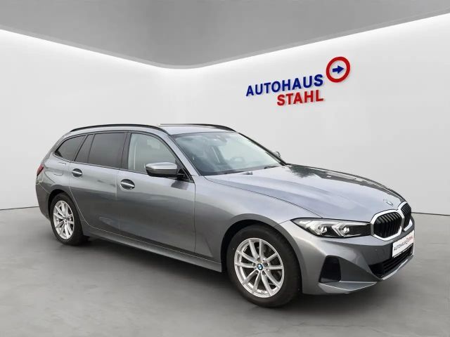 BMW 320 320d Touring xDrive