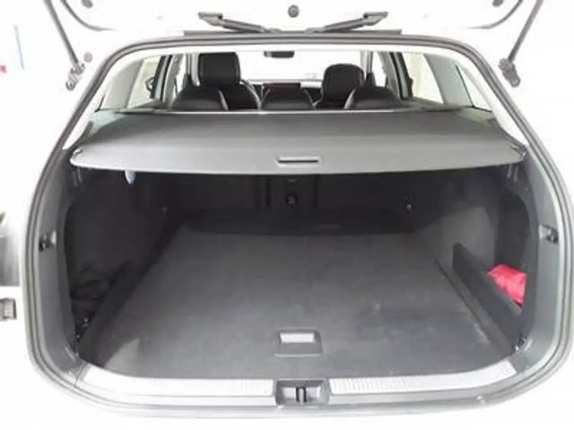 Volkswagen Passat 2.0 TDI Business DSG Variant