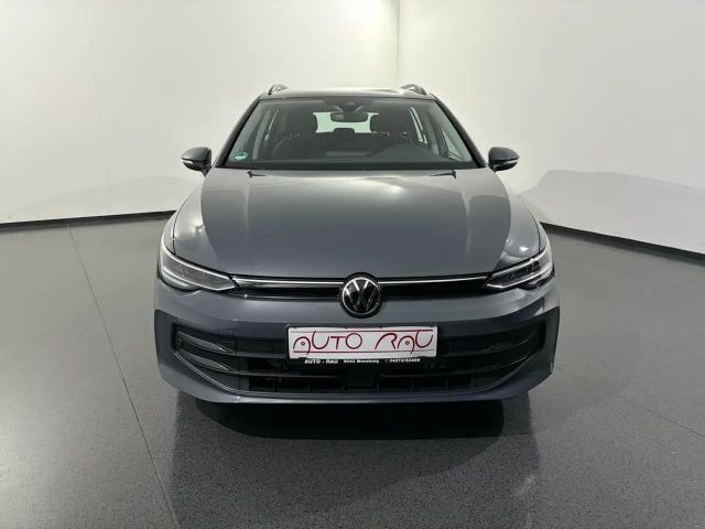Volkswagen Golf 1.5 TSI Life Variant