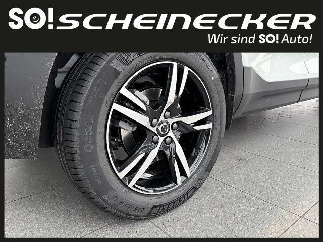 Volvo XC40 Dark Plus