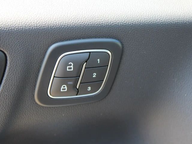 Ford Kuga Hybrid ST Line X