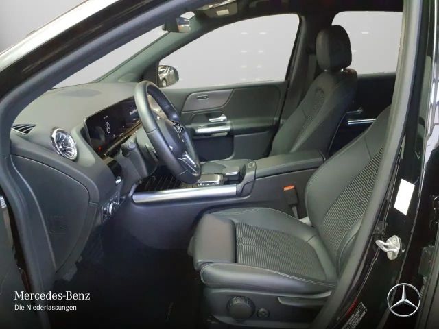 Mercedes-Benz B 180 Progressive Sedan