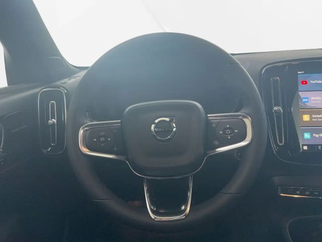 Volvo XC40 Dark Plus