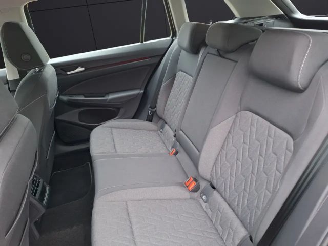 Volkswagen Golf DSG Golf VIII Life Variant