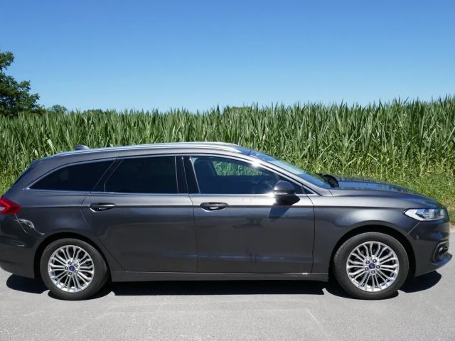 Ford Mondeo Titanium