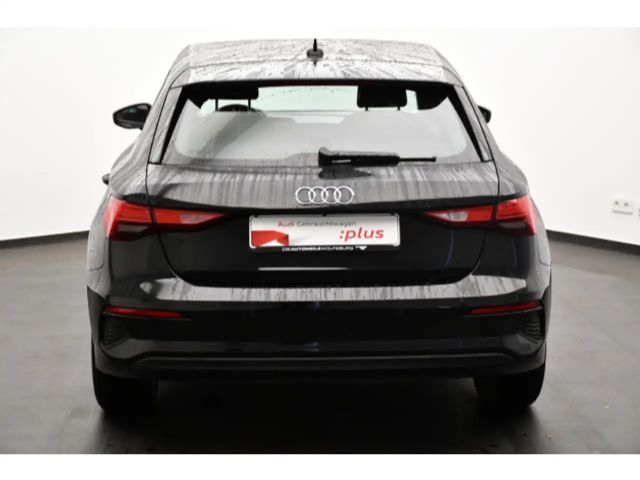 Audi A3 30 TFSI S-Tronic Sedan