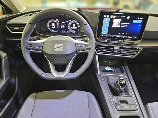 Seat Leon 1,5 LED P-ASSIST RFK SHZ ACC F-LINK