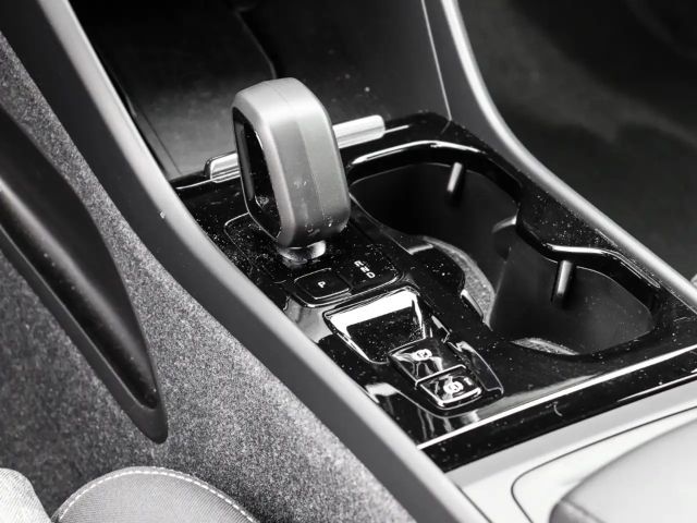 Volvo XC40 Dark Plus