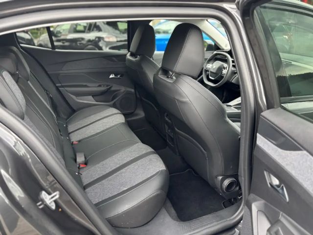 Peugeot 408 Allure Pack PureTech