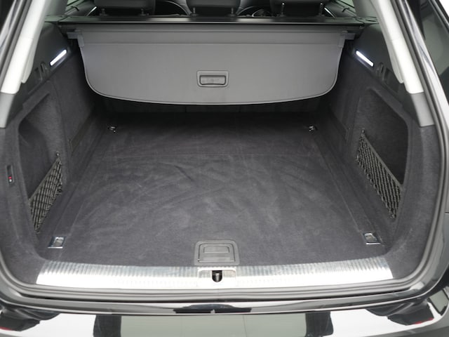 Audi A4 35 TFSI Avant S-Tronic