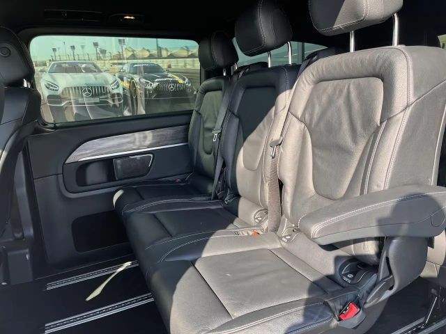 Mercedes-Benz EQV 300
