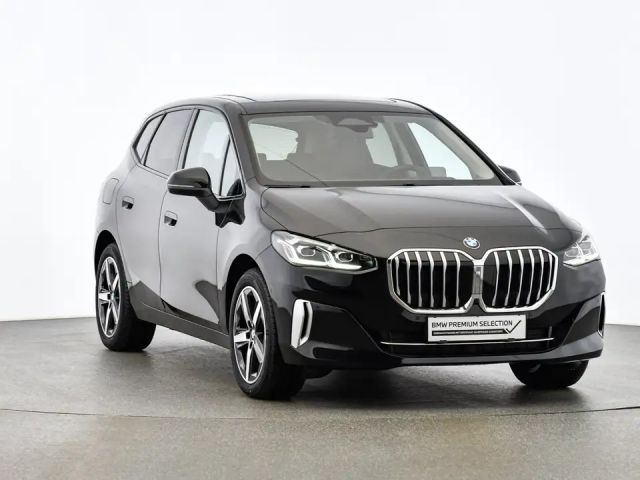BMW 218 218d Active Tourer Sedan