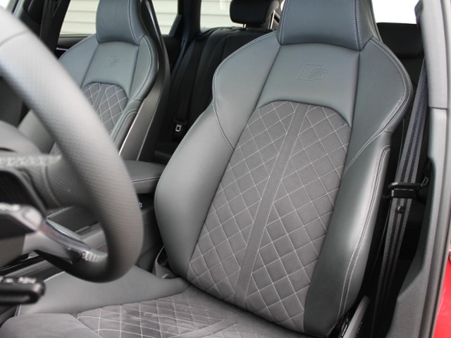 Audi A4 40 TDI Avant Quattro S-Line S-Tronic