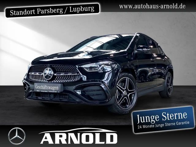 Mercedes-Benz GLA 200 AMG Line Limousine Lang