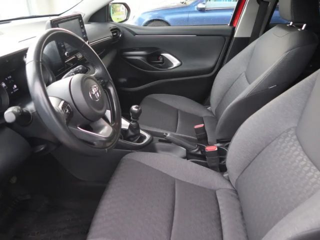 Toyota Yaris Hatchback Team D